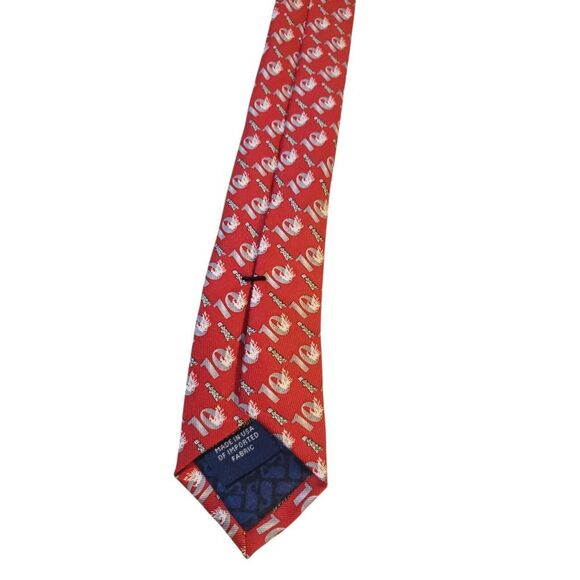 NWT Vineyard Vines Men Tie Phoenix Tower 10 Year Anniversary Red with Gray Tower - Picture 8 of 13